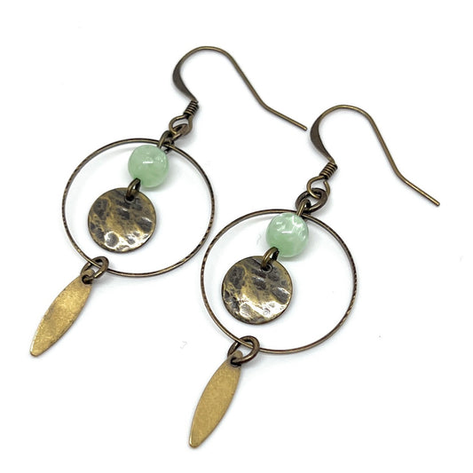 Boucles d'oreilles anneaux laiton perles vert d'eau