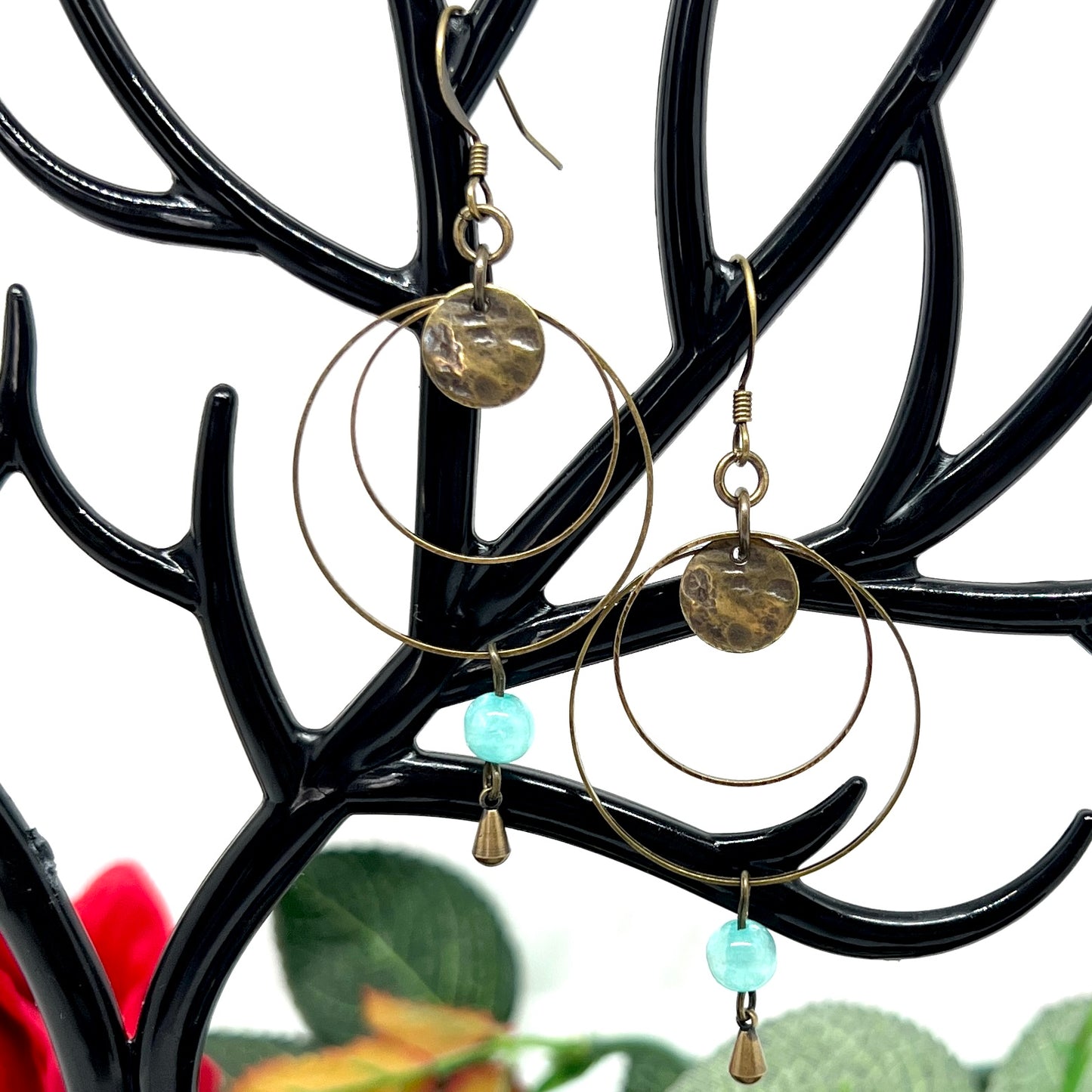 Boucles d'oreilles double anneaux laiton bronze, breloques et perles