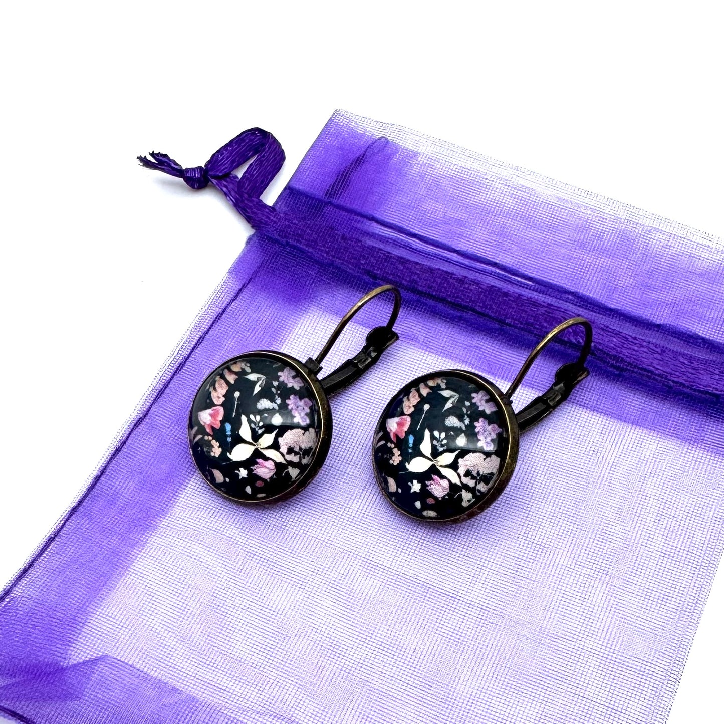 Boucles d'oreilles dormeuses motif floral Liberty